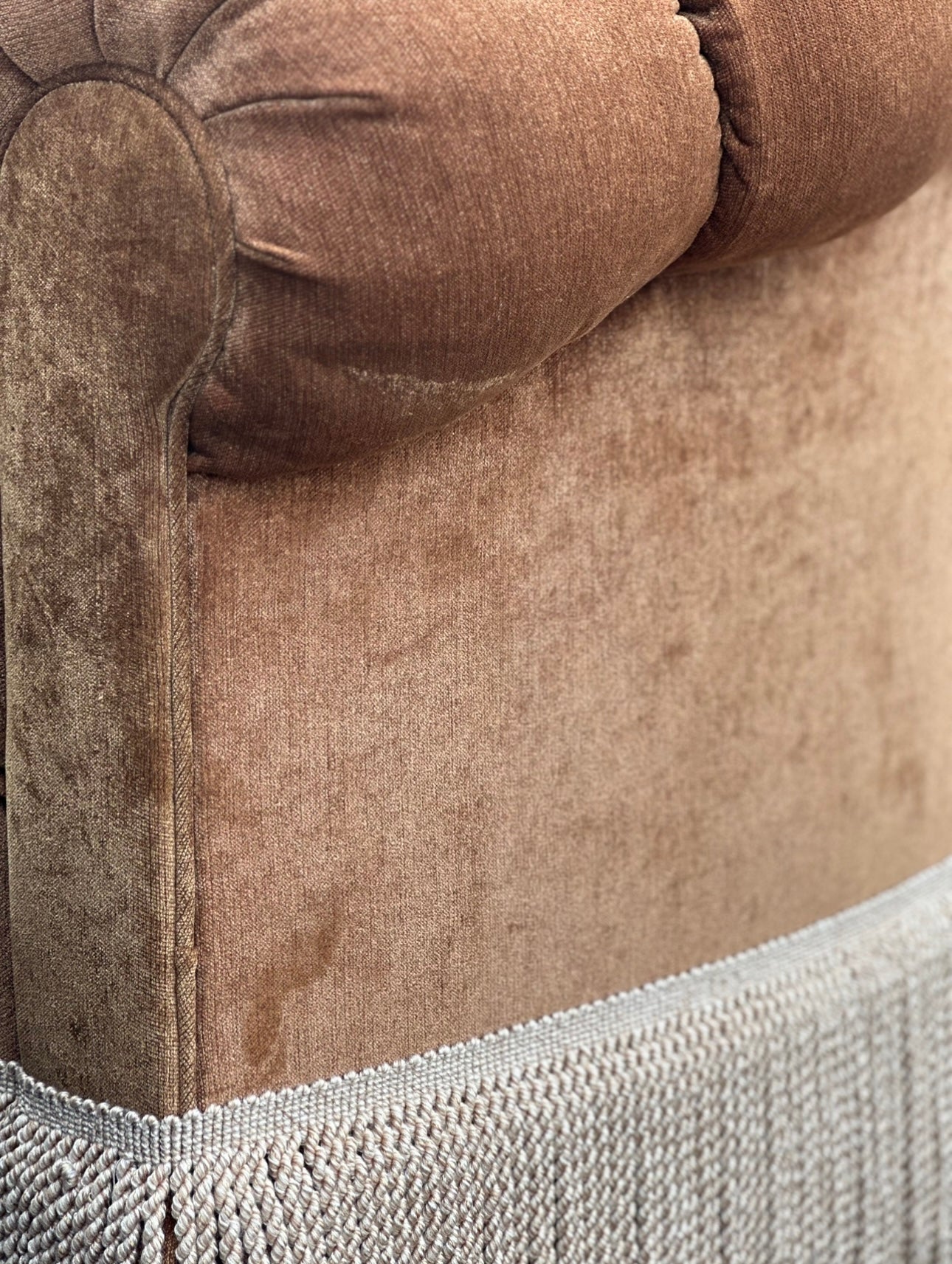 VINTAGE FRINGE LOVE SEAT