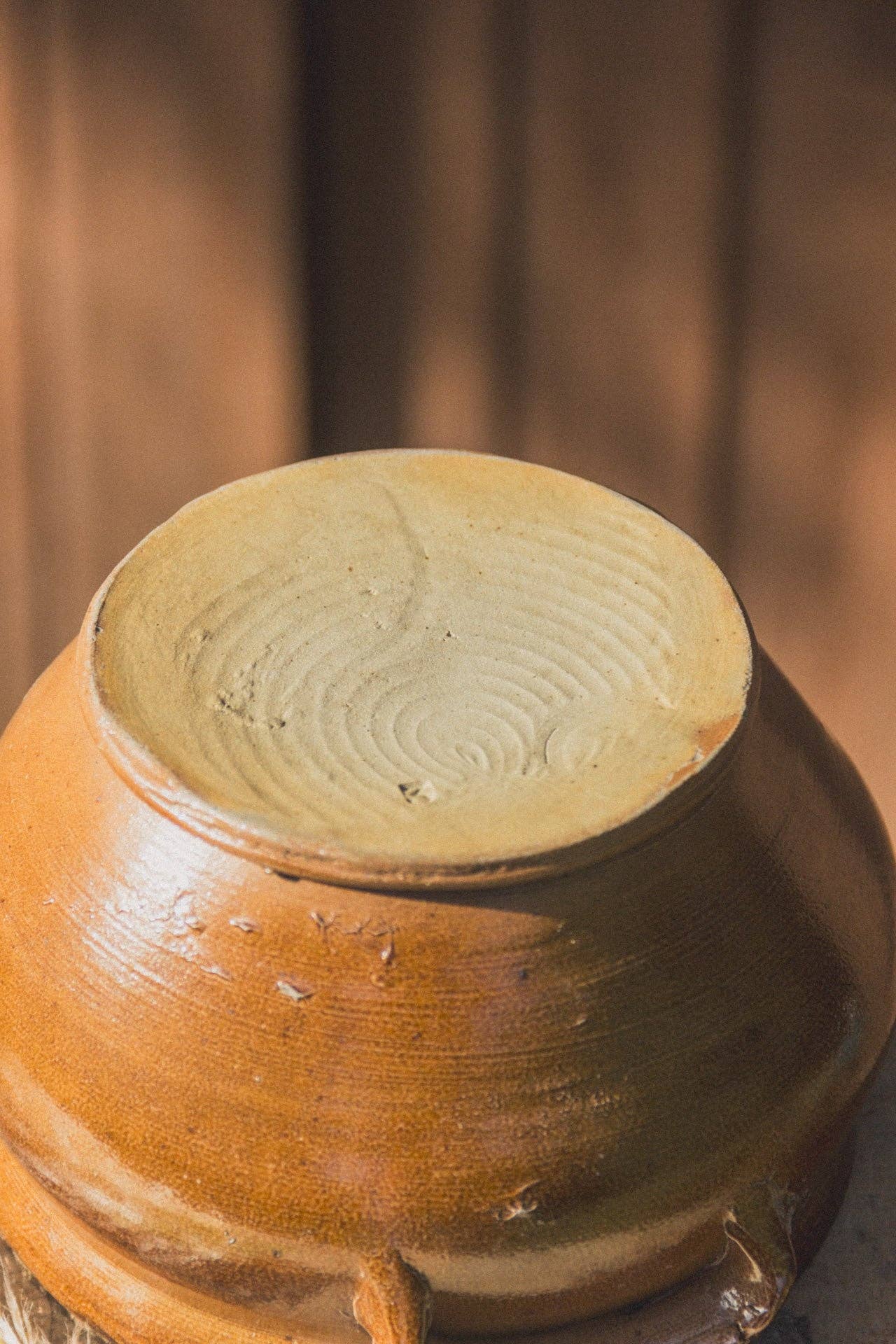 BROWN FRENCH STONEWARE POT WITH HANDLES