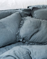 Ruffle trim linen pillowcase: Natural linen / US Queen (20x30" / 51x76 cm)