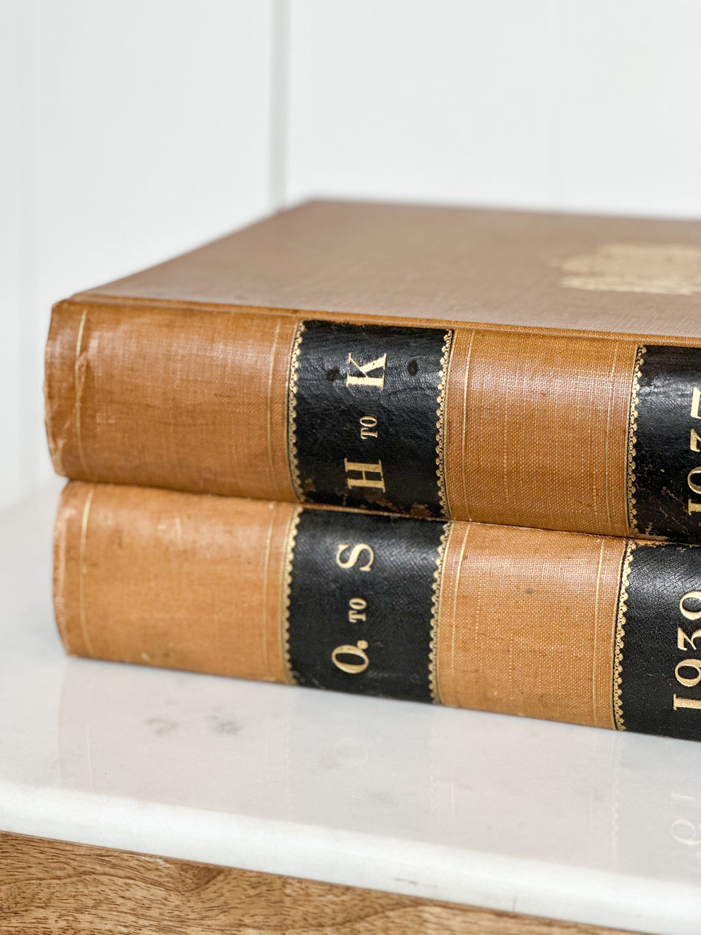 LARGE VINTAGE ENGLISH RECORDS BOOK