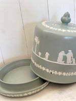 ENGLISH WEDGE WOOD CHEESE KEEPER