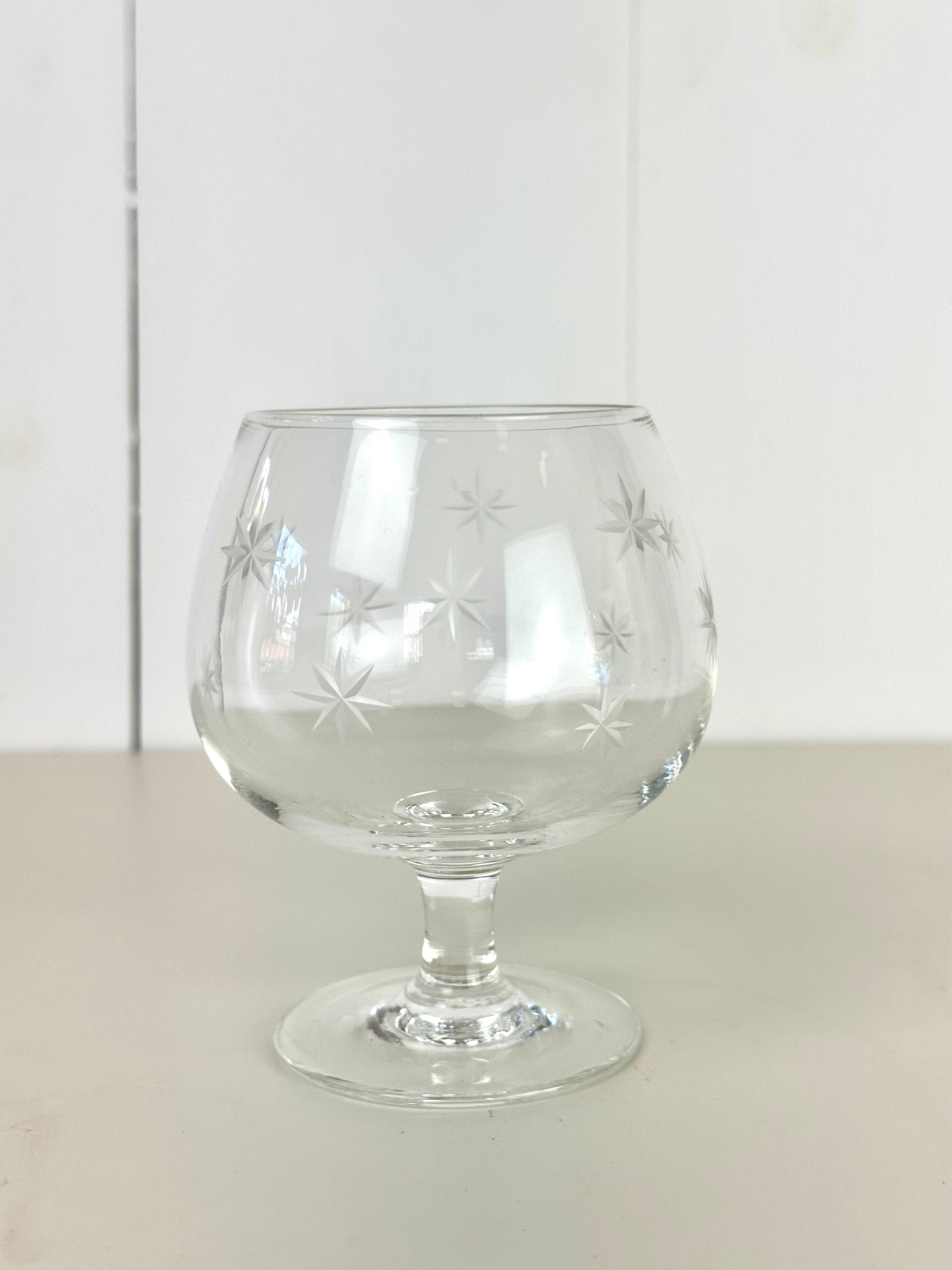 MID CENTURY ETCHED STAR BRANDY GLASS