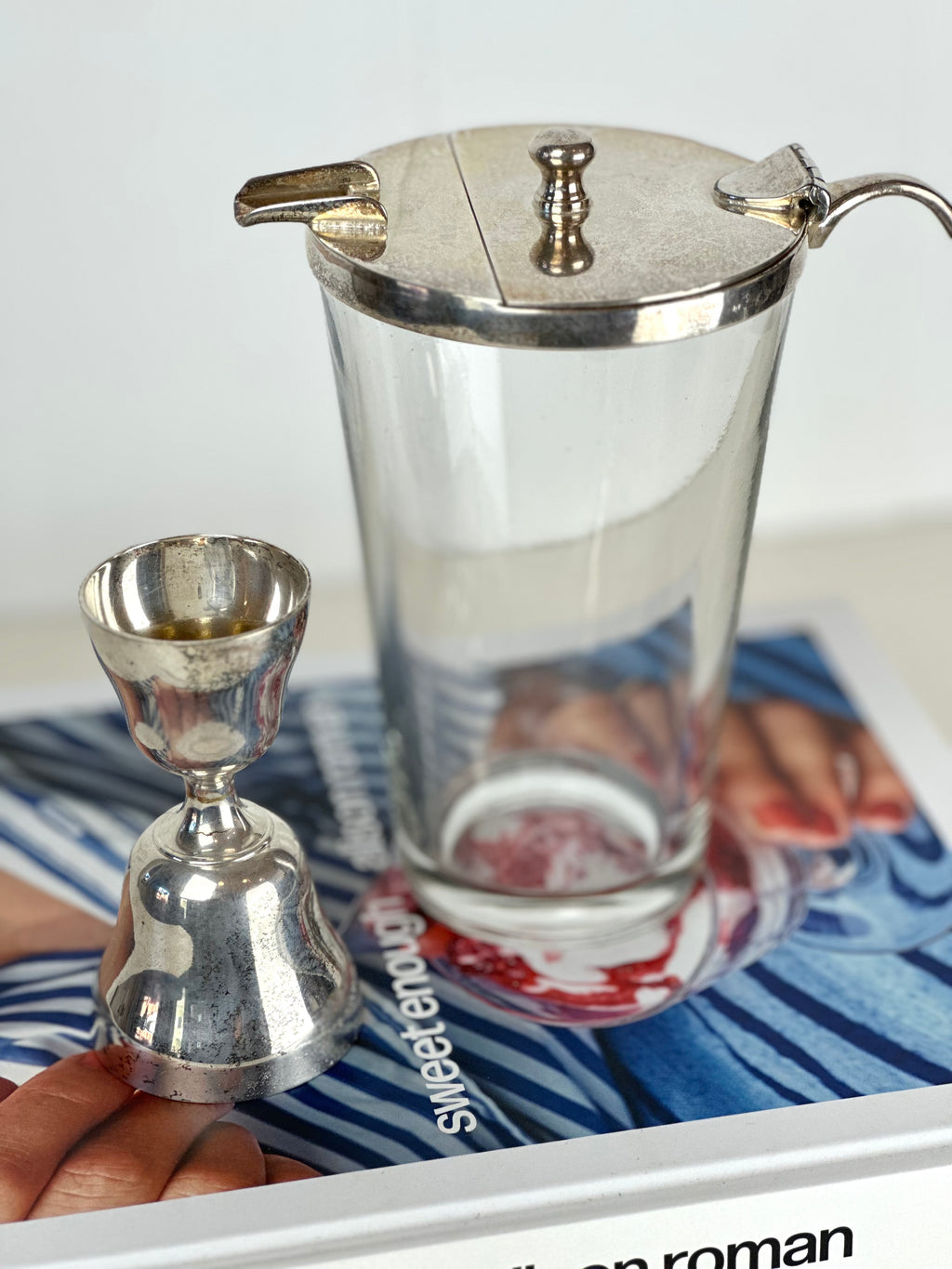 SILVER PLATED JIGGER MEASURE TOOL AND COCKTAIL SHAKER