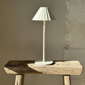RUFFLED CORDLESS BISTRO LAMP