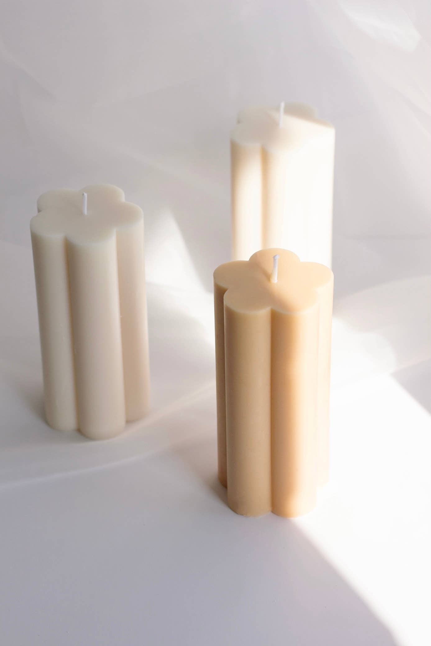 BLOOM PILLAR CANDLE