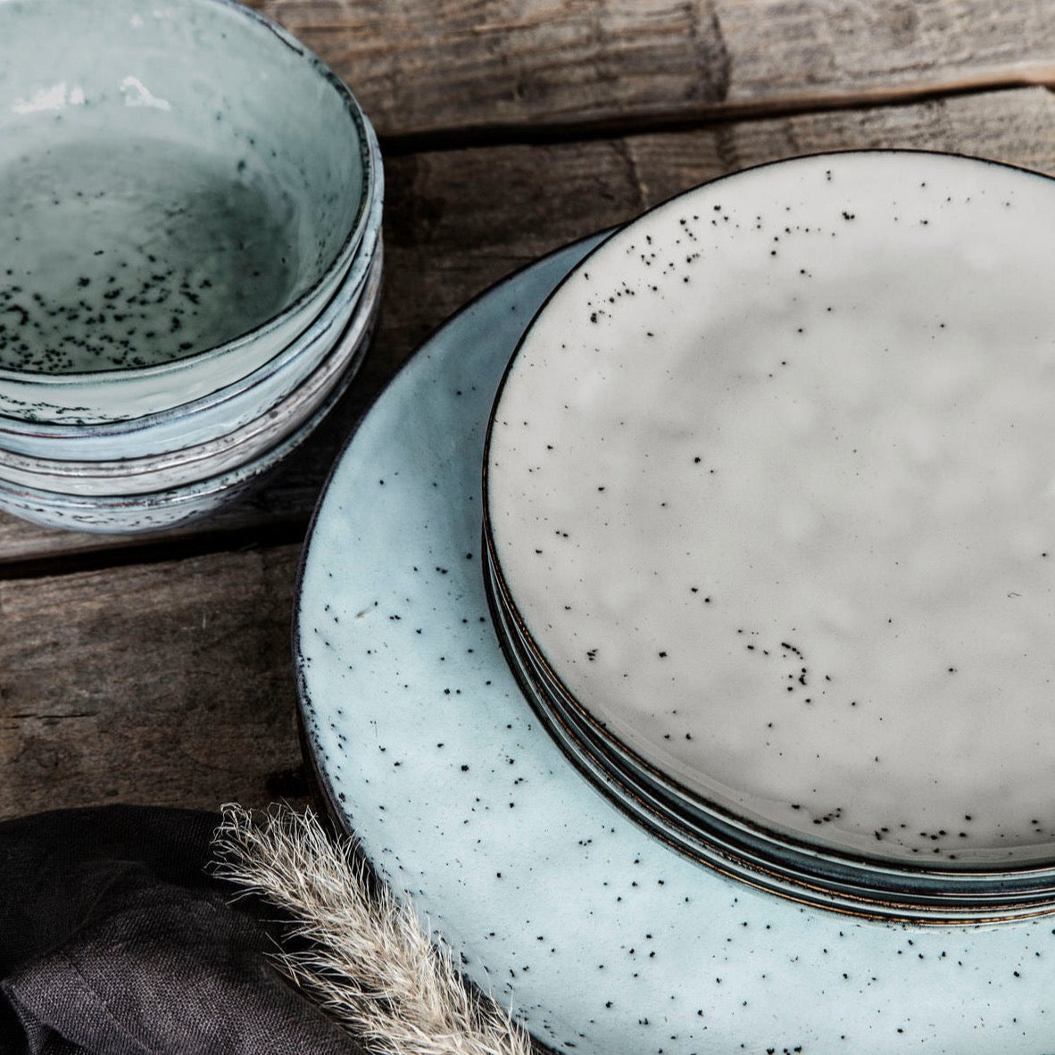 RUSTIC CAKE PLATE