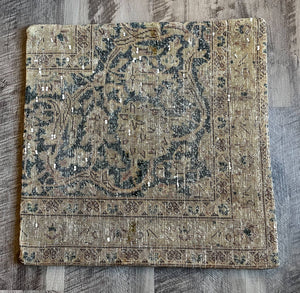 LANI SQUARE PILLOW