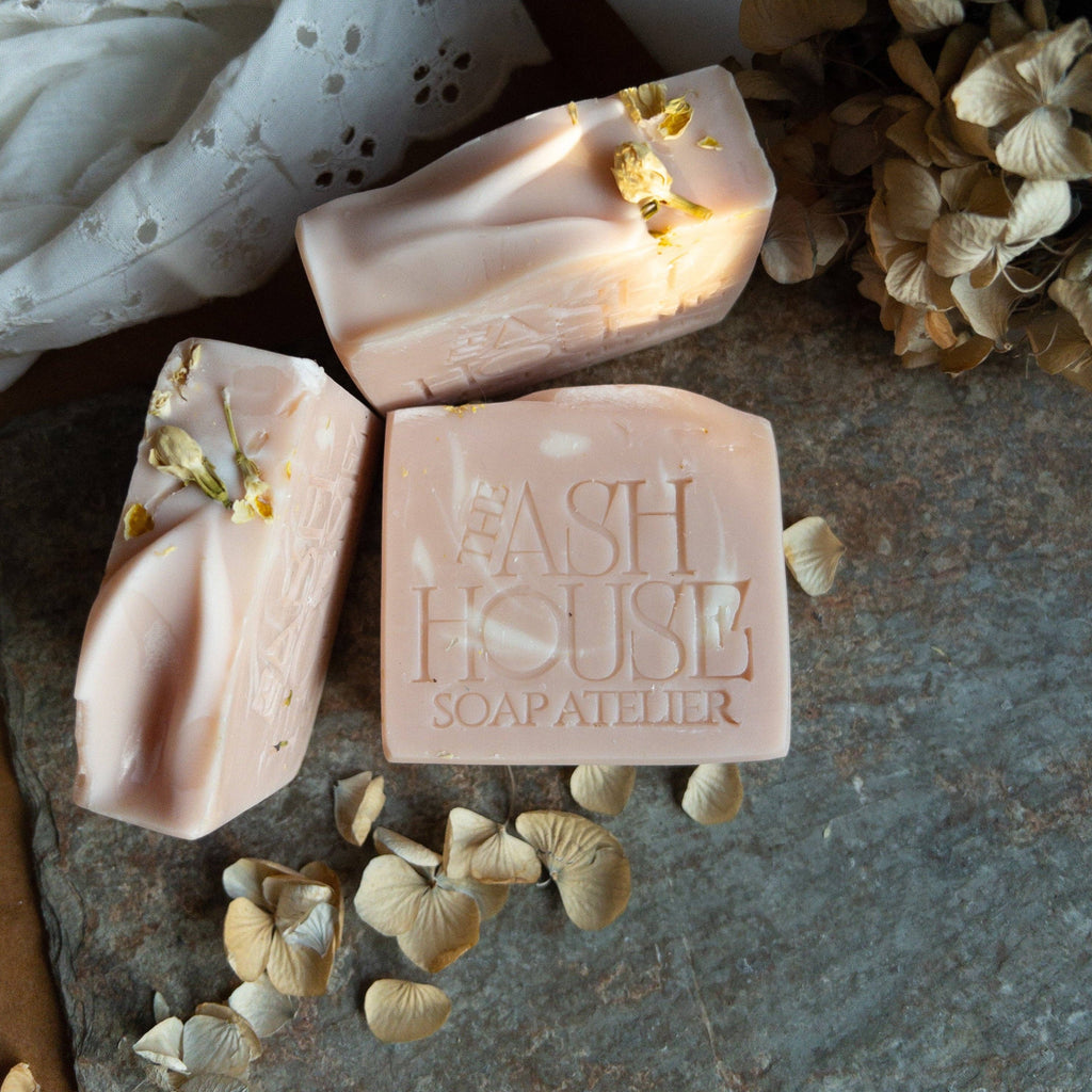 HANDCRAFTED PALM FREE SOAP