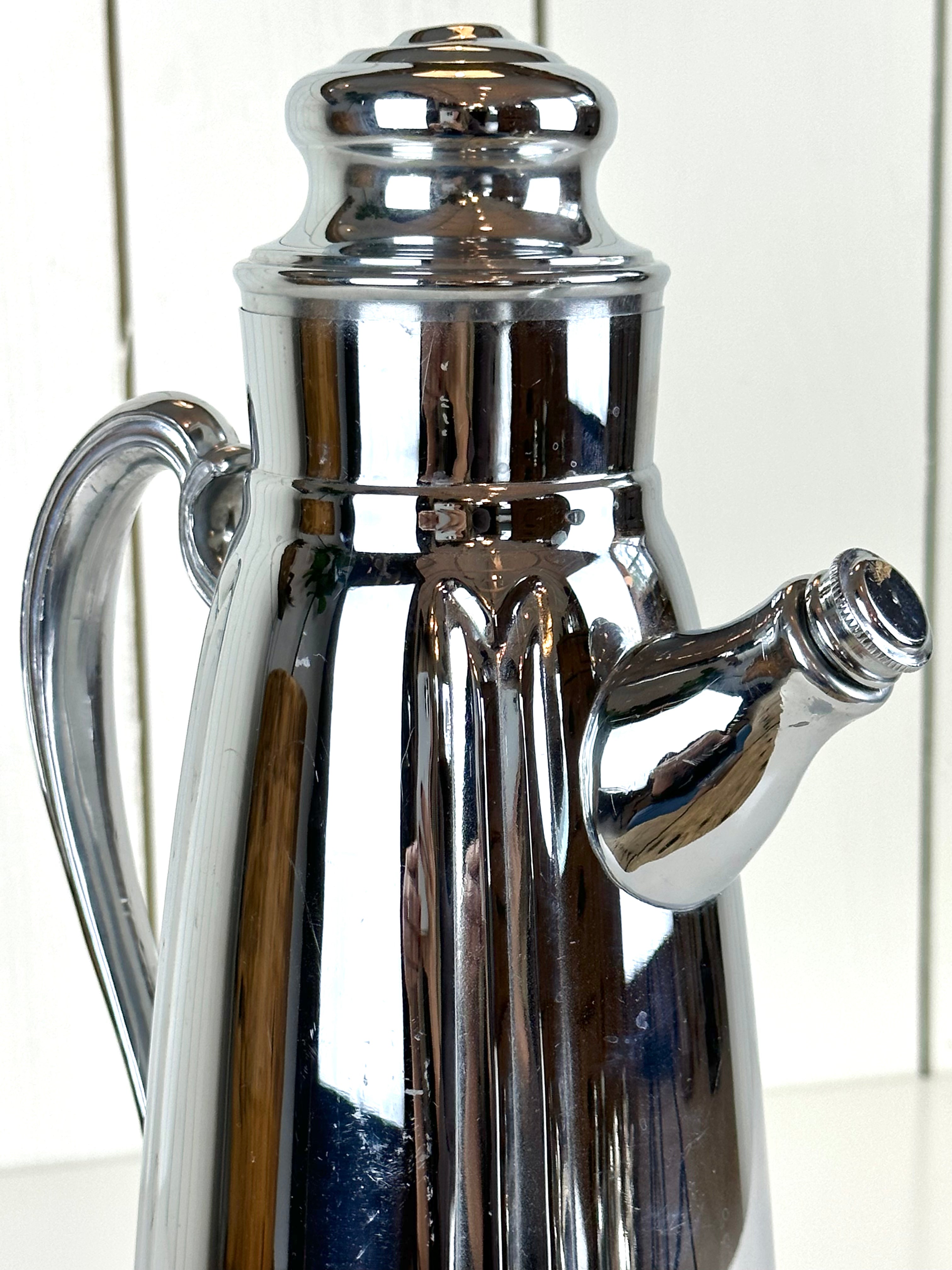 VINTAGE CHROME COCKTAIL SHAKER PITCHER