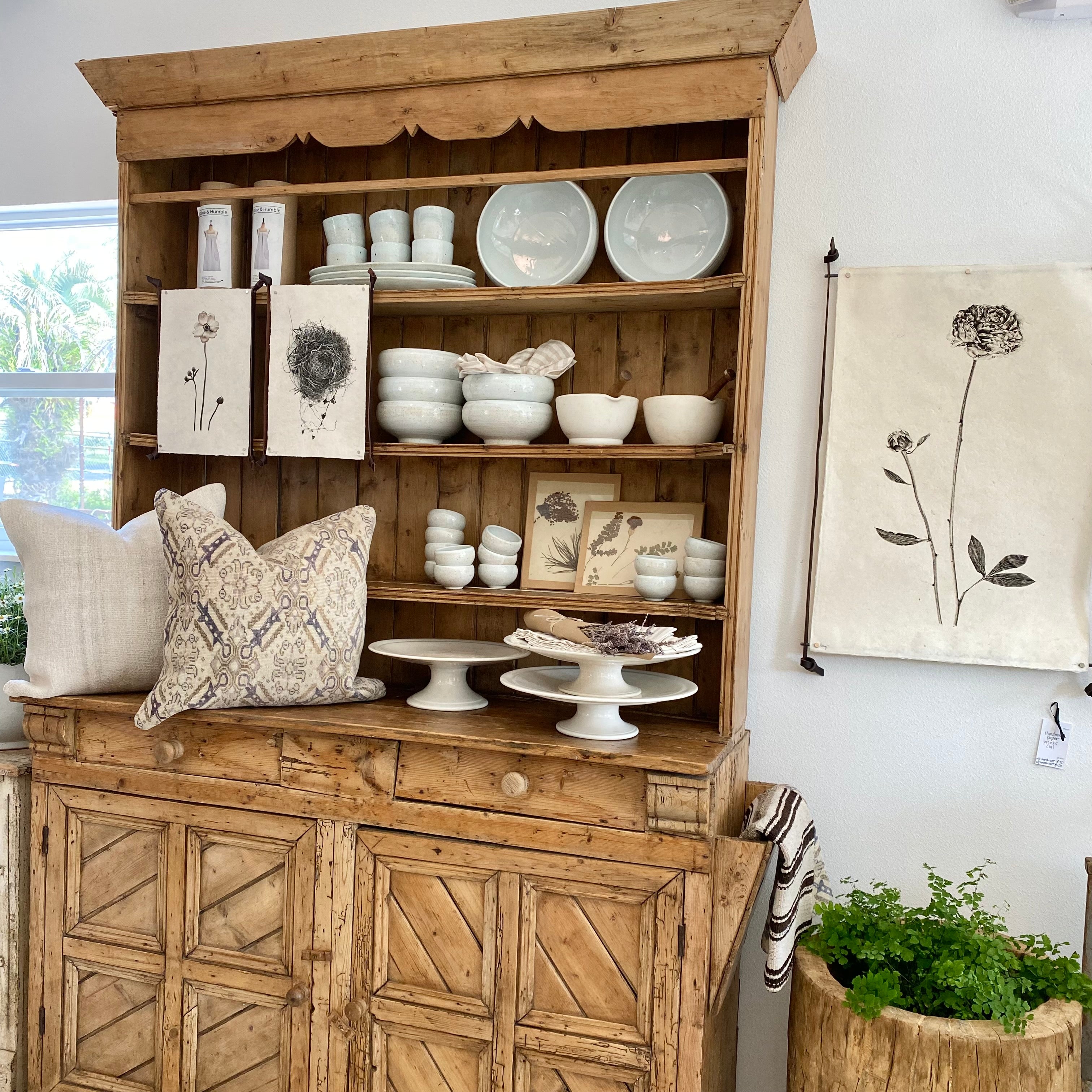 EUROPEAN PINE HUTCH