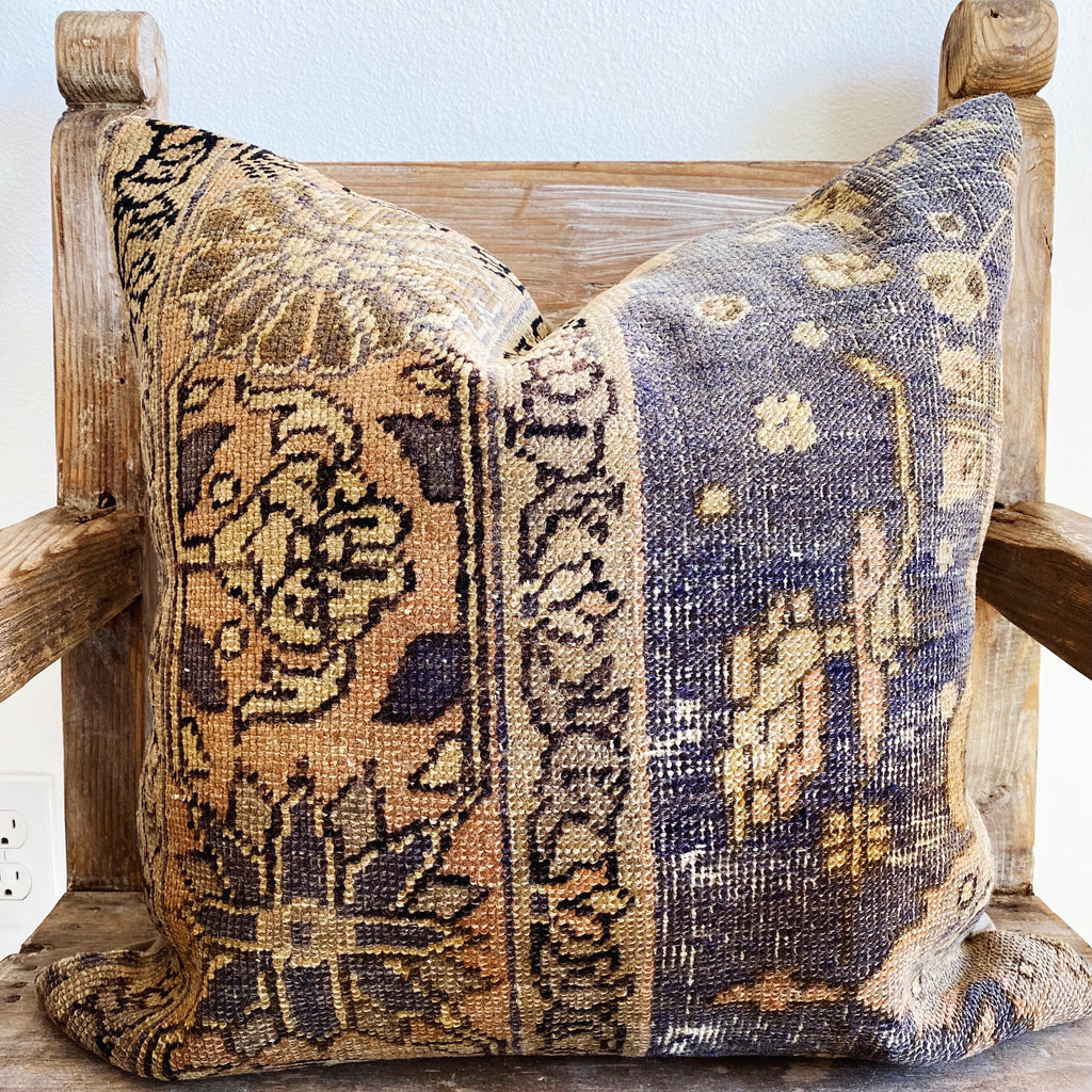 LOGAN SQUARE PILLOW