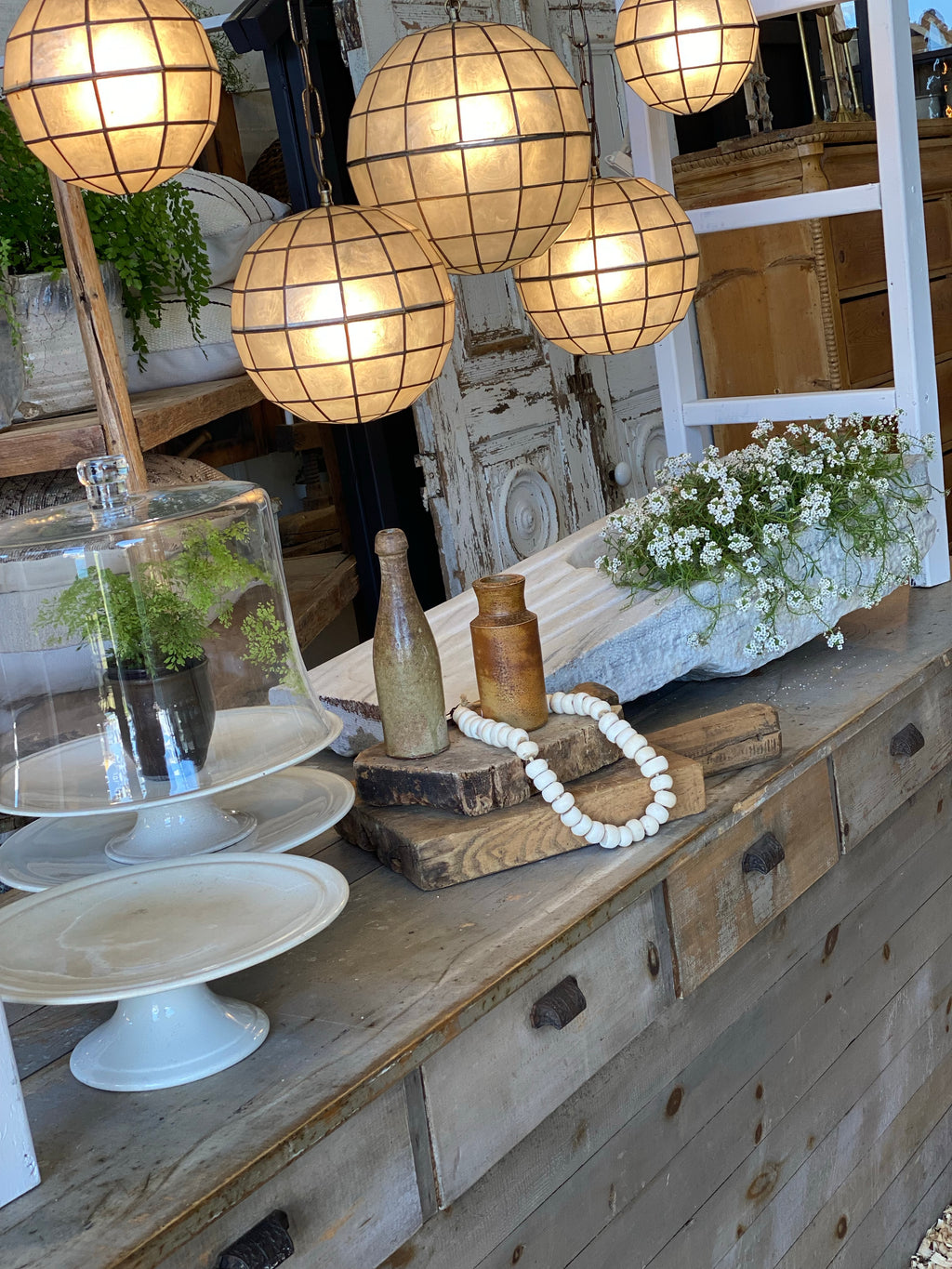 IRONSTONE CAKE STAND