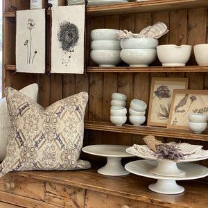 IRONSTONE CAKE STAND